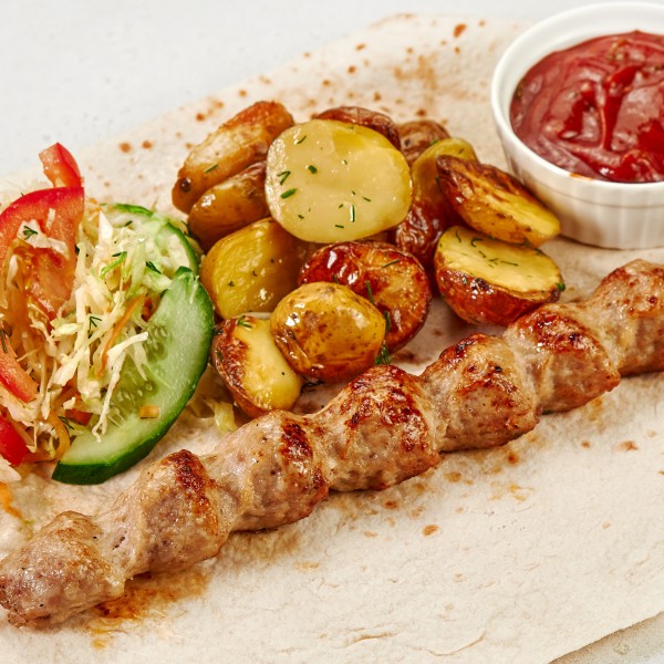 Люля из курицы с картофелем беби и салатом Фитнес упак.Д Люля из курицы с картофелем беби и салатом Фитнес упак.Д