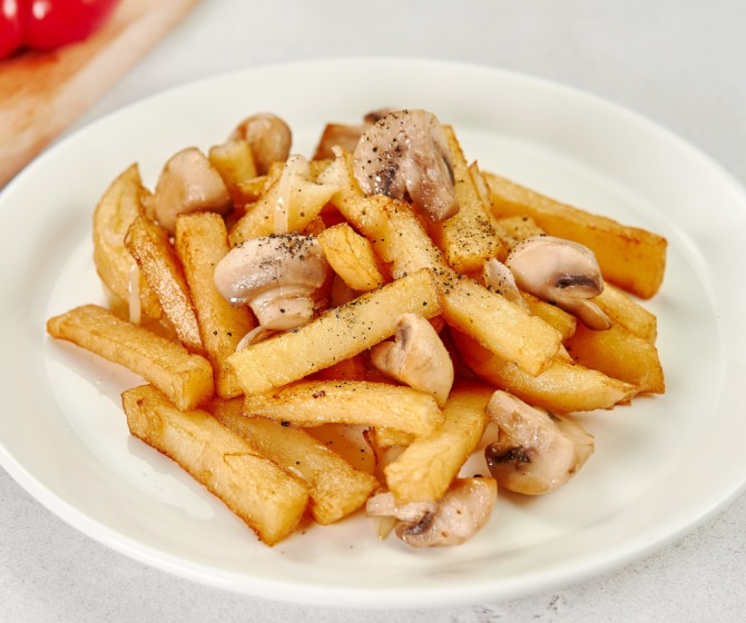 Картофель жареный с грибами